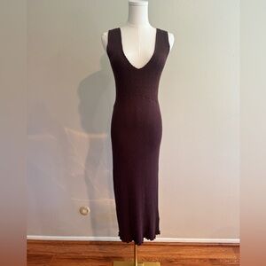 House of Harlow 1960 Deep Brown Ribbed V-Neck Maxi Dress